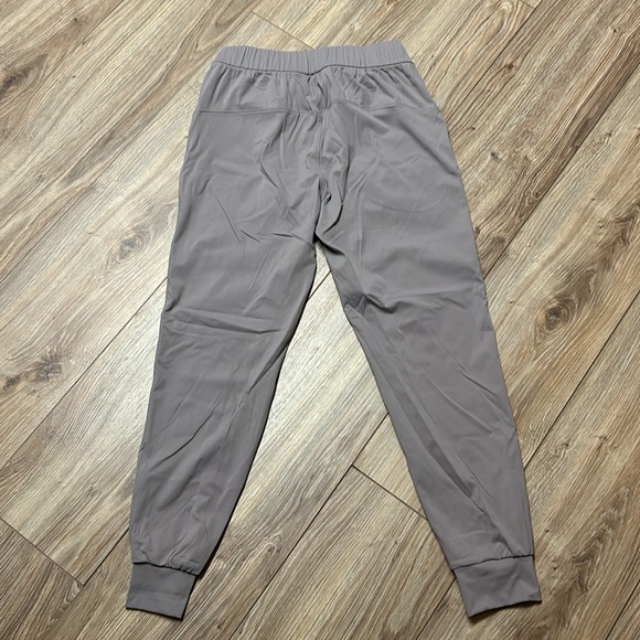 Women’s Amazon Joggers - Picture 2 of 2